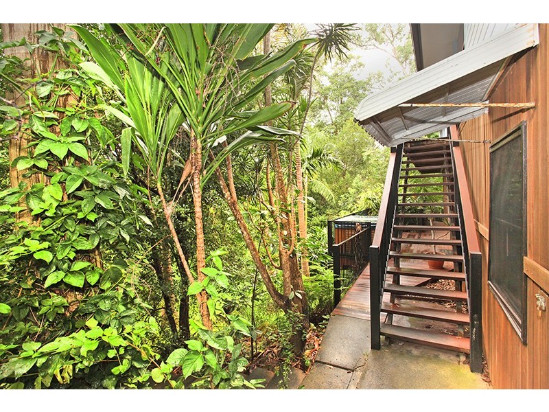 27 Leigha Place, Kureelpa QLD 4560