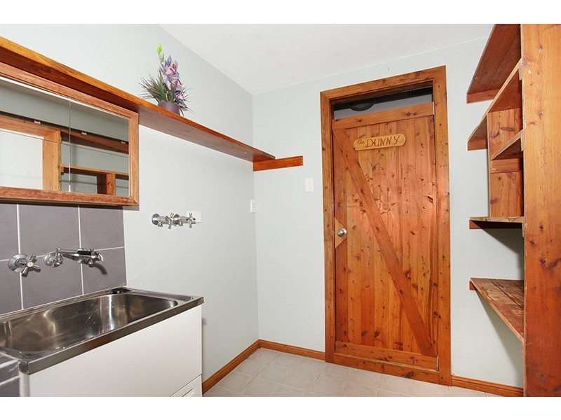 27 Leigha Place, Kureelpa QLD 4560