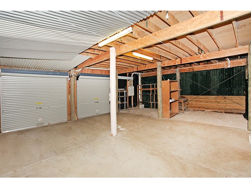 27 Leigha Place, Kureelpa QLD 4560