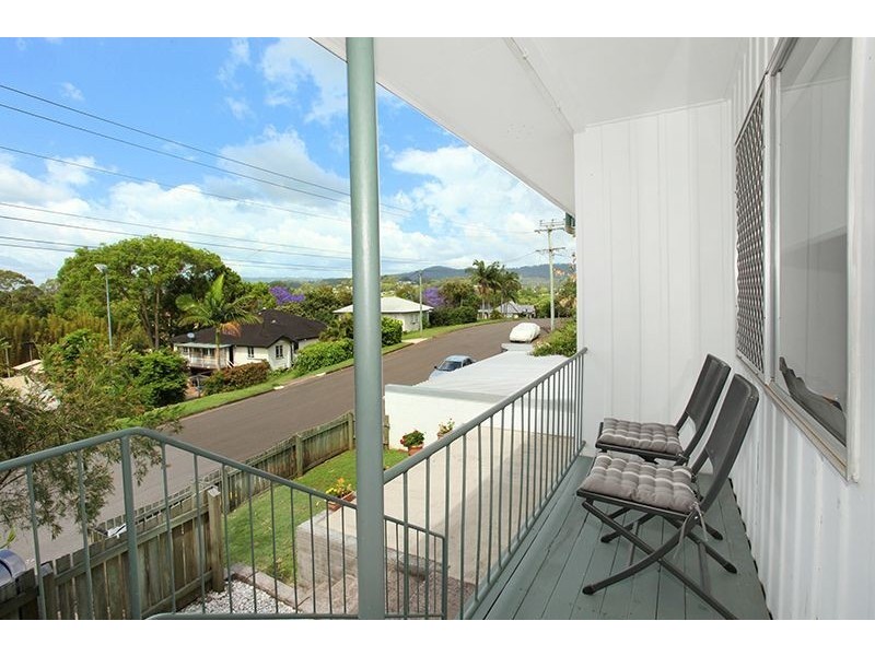 1/6 Washington Street, Nambour QLD 4560