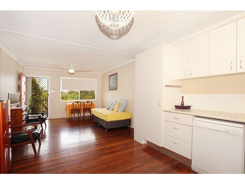 1/6 Washington Street, Nambour QLD 4560