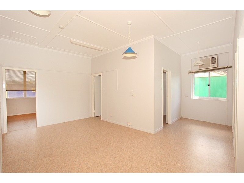 123 Currie Street, Nambour QLD 4560