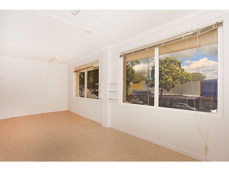 123 Currie Street, Nambour QLD 4560