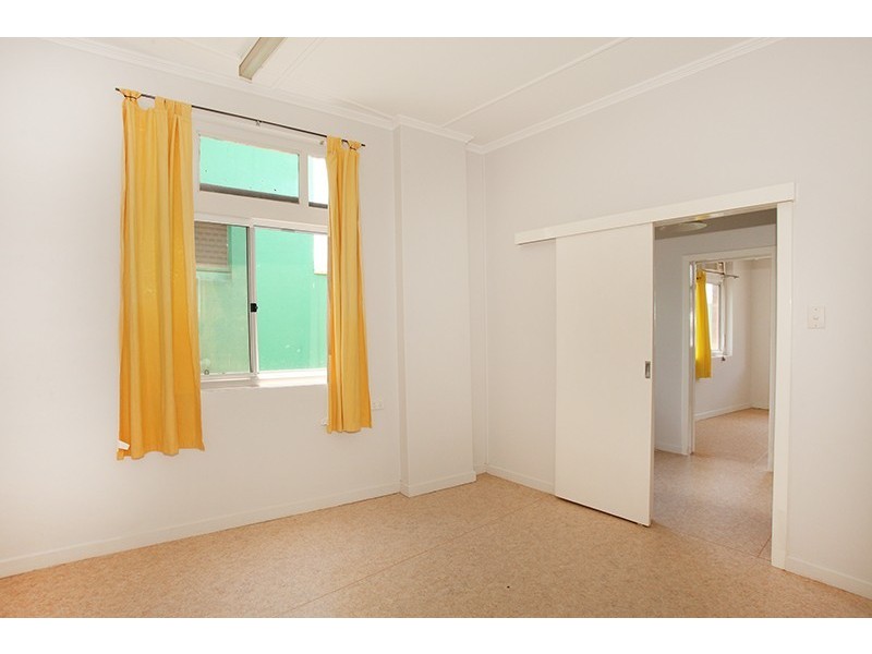 123 Currie Street, Nambour QLD 4560