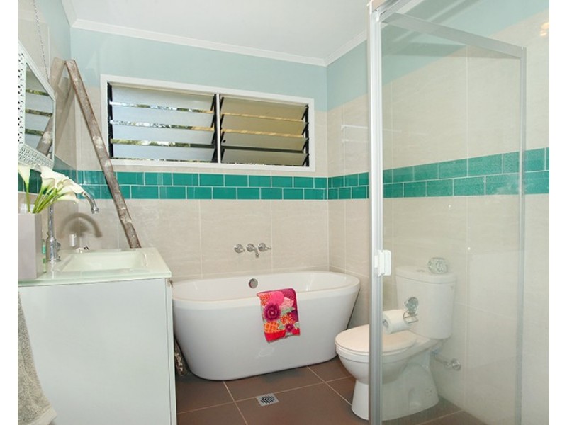 147 Panorama Dve, Rosemount QLD 4560