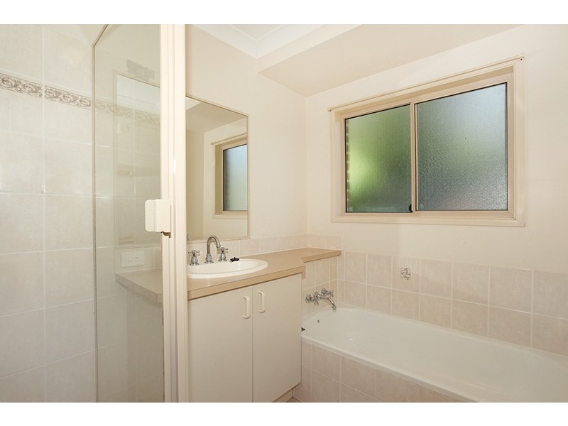 12 Ridgewood Street, Burnside QLD 4560