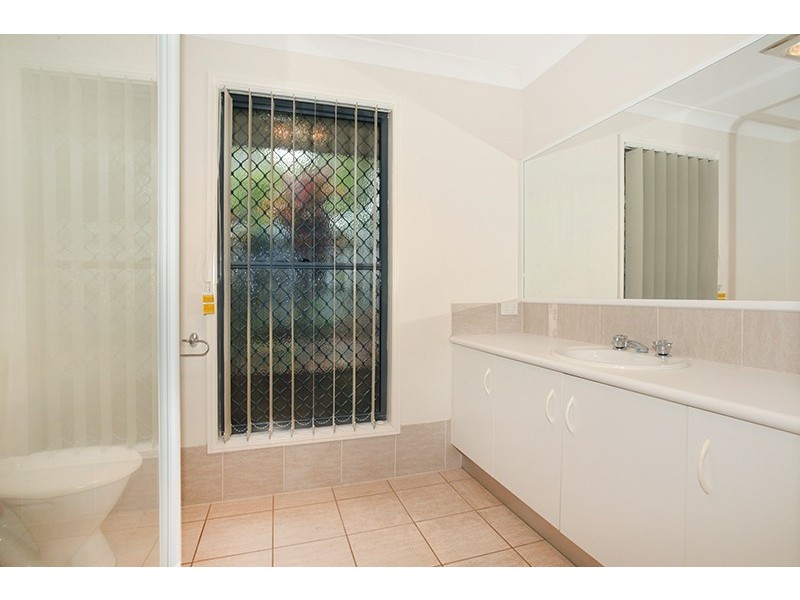 2/144 Nambour Mapleton Road, Nambour QLD 4560