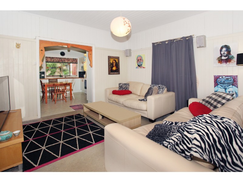 14 Tamper Street, Nambour QLD 4560