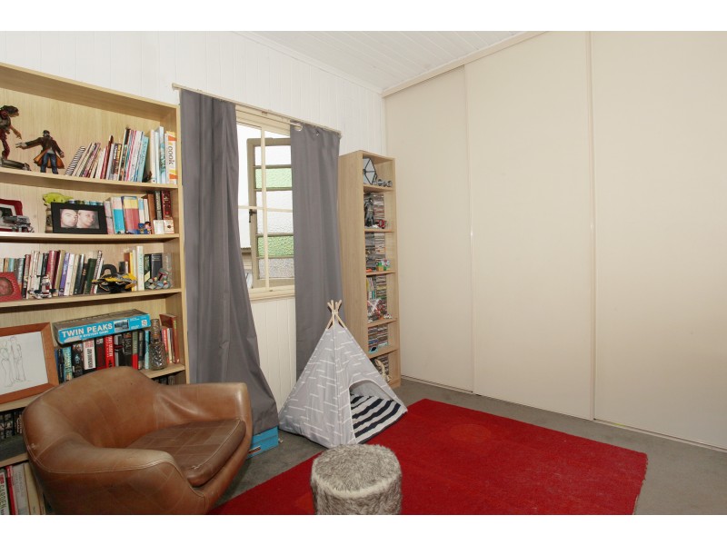 14 Tamper Street, Nambour QLD 4560