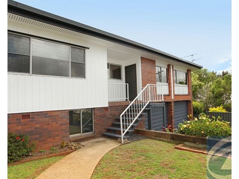 2 Amaroo Avenue, Nambour QLD 4560