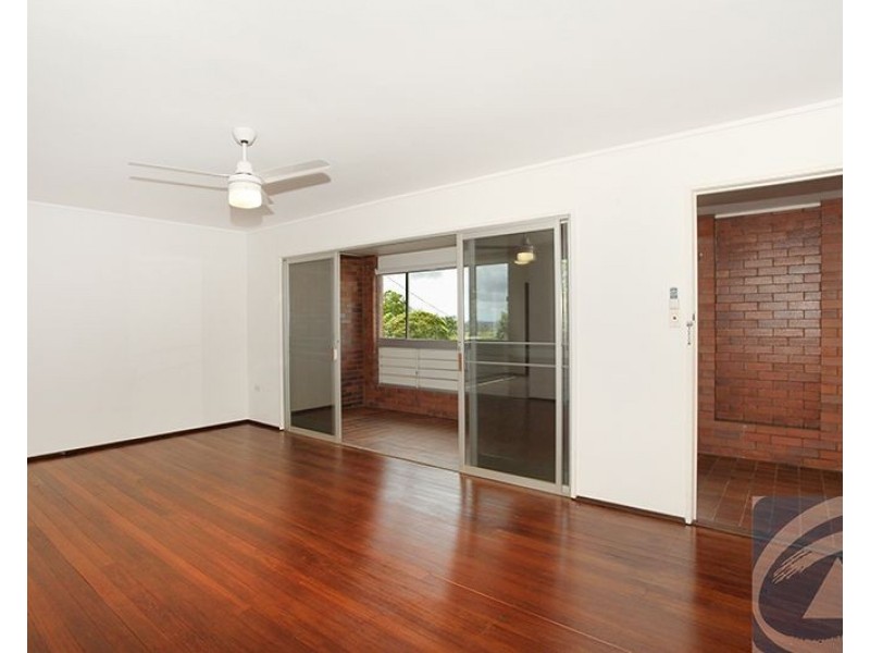 2 Amaroo Avenue, Nambour QLD 4560