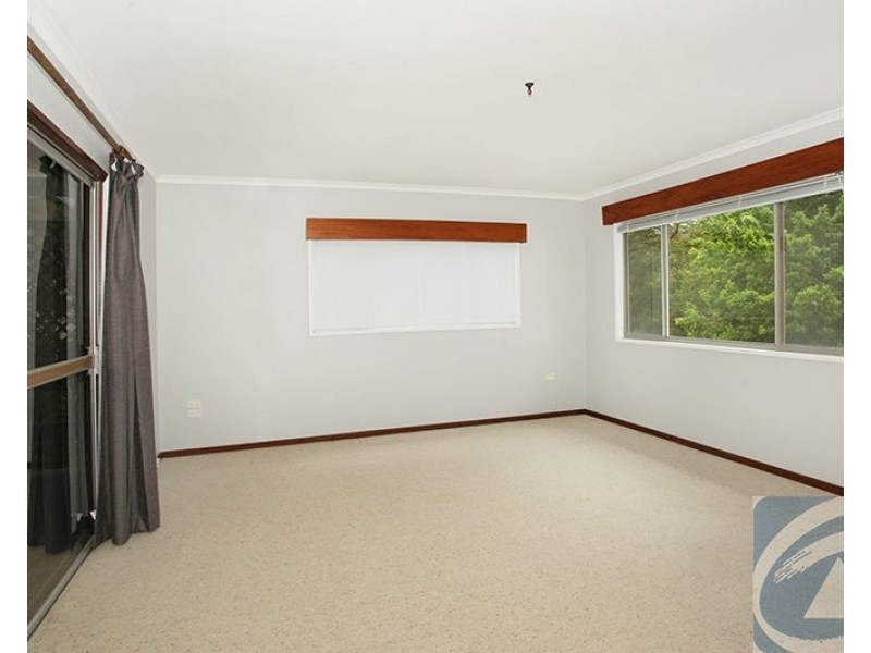 2 Amaroo Avenue, Nambour QLD 4560