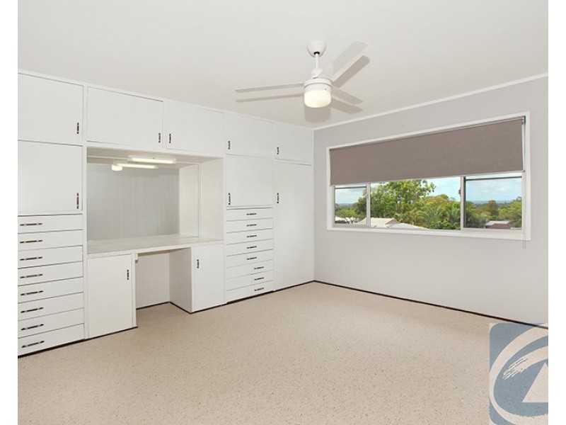 2 Amaroo Avenue, Nambour QLD 4560