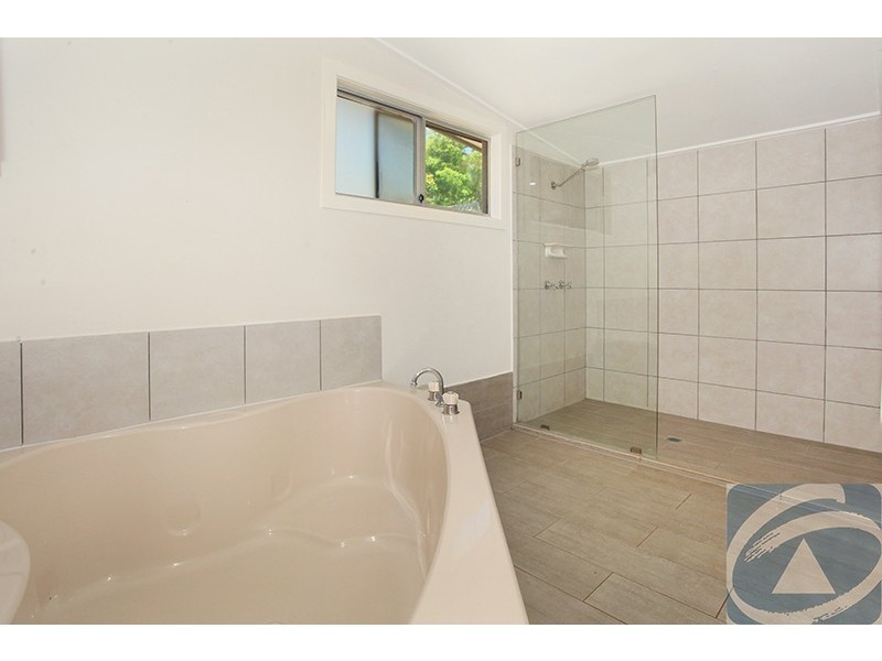 82 Coes Creek Road, Burnside QLD 4560