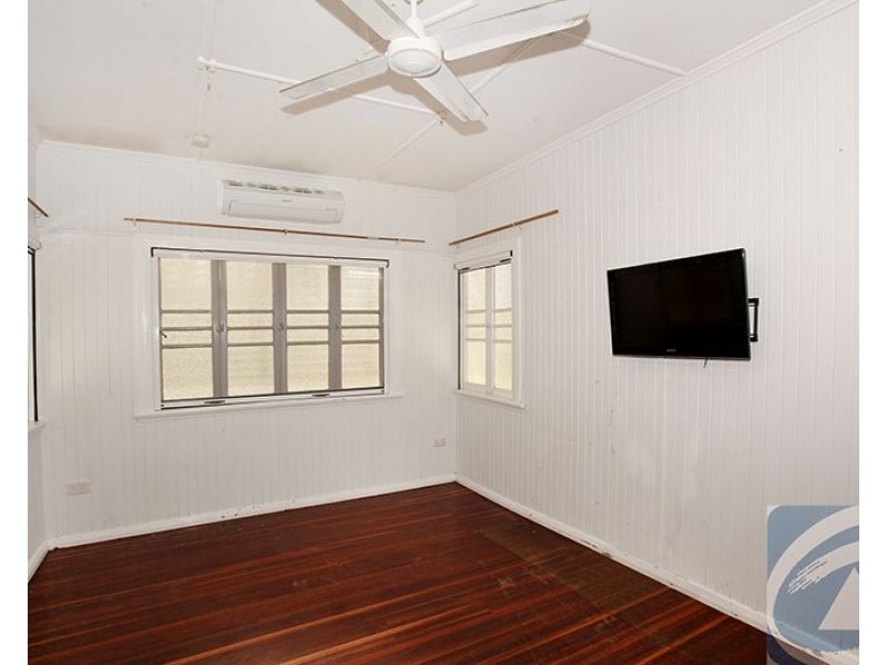 16 Bundarra Street, Nambour QLD 4560