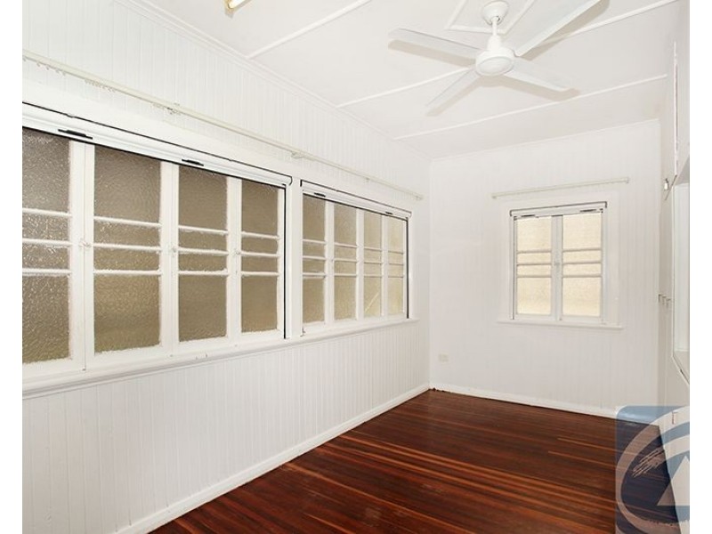 16 Bundarra Street, Nambour QLD 4560