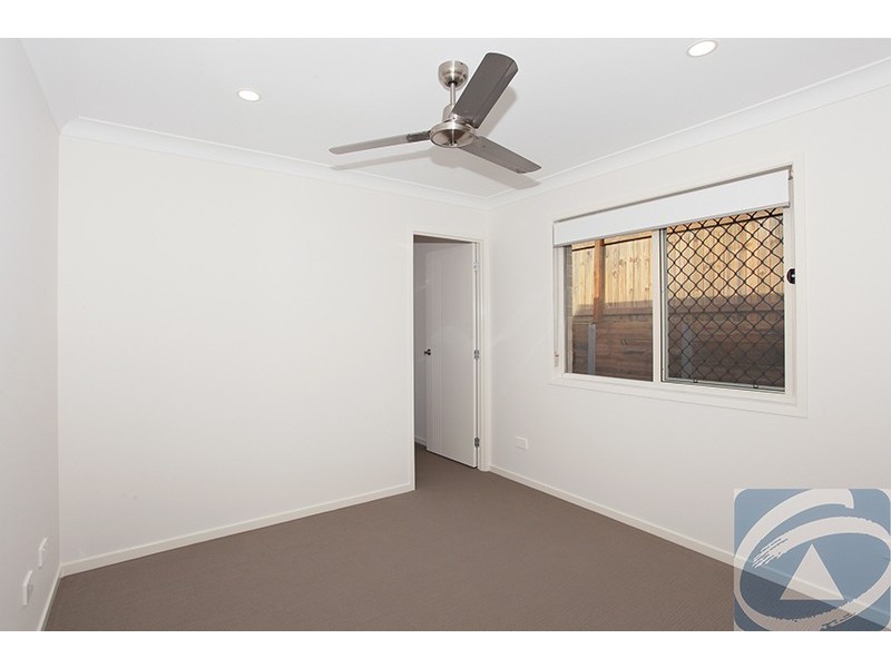 2/4 Martha Place, Nambour QLD 4560