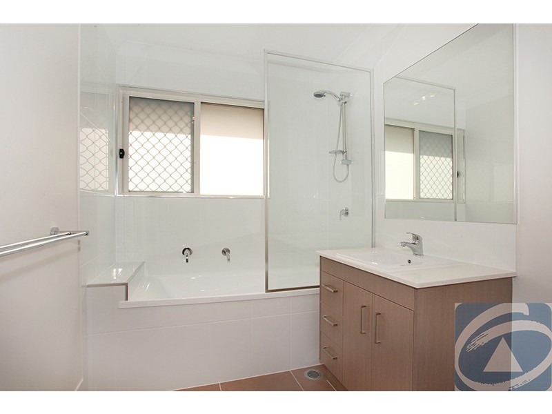 1/4 Martha Place, Nambour QLD 4560