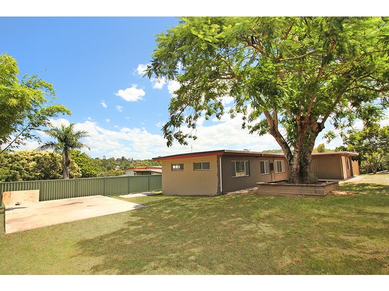 2 Duhs Road, Nambour QLD 4560