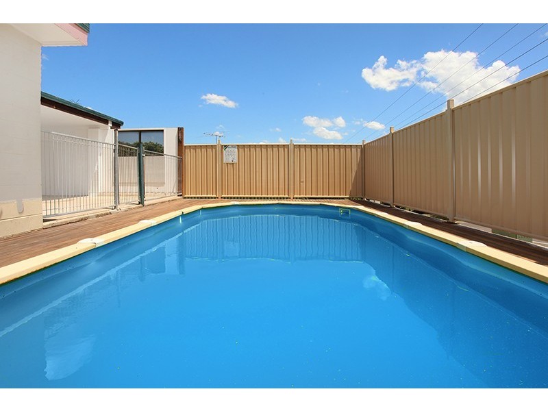 2 Duhs Road, Nambour QLD 4560