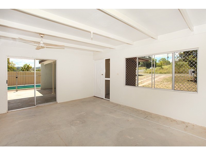 2 Duhs Road, Nambour QLD 4560