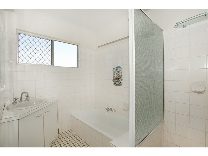 2 Duhs Road, Nambour QLD 4560