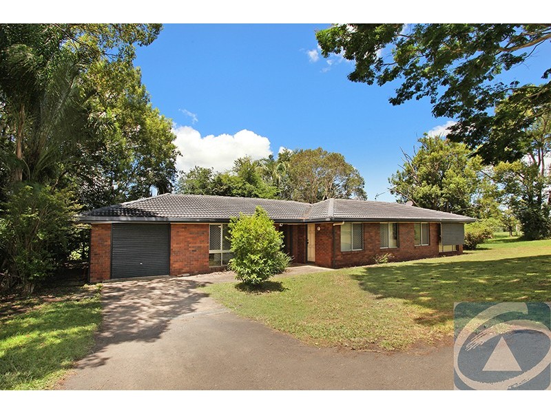 25 Coes Creek Road, Nambour QLD 4560