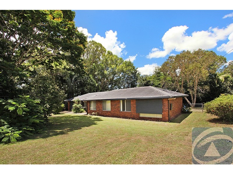 25 Coes Creek Road, Nambour QLD 4560