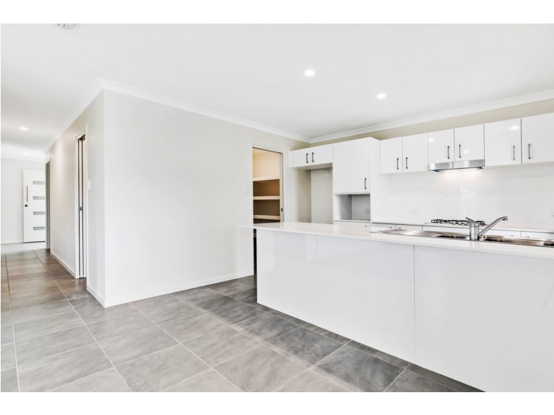 1/12 Horizons Way, Woombye QLD 4559
