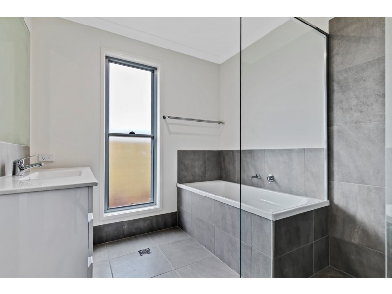 1/12 Horizons Way, Woombye QLD 4559