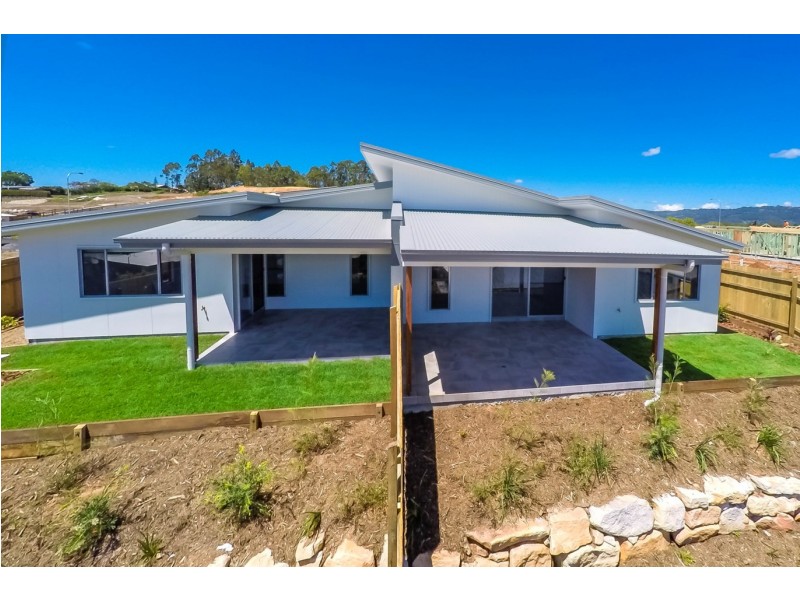 1/12 Horizons Way, Woombye QLD 4559