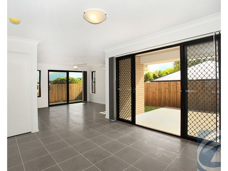 1/4 Eva Court, Nambour QLD 4560