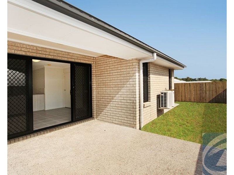 1/4 Eva Court, Nambour QLD 4560