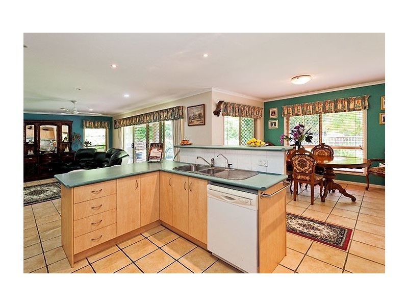 142 Shamley Heath Road, Kureelpa QLD 4560