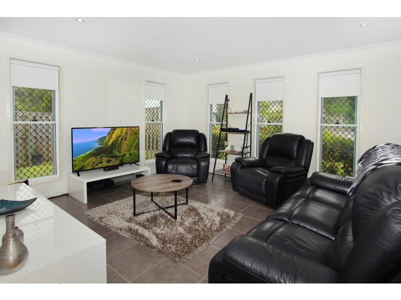 1/13 Spoonbill Drive, Forest Glen QLD 4556