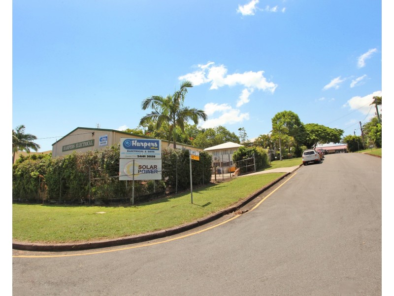 1 Tamper Street, Nambour QLD 4560