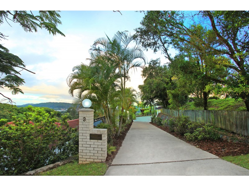 3 Pearl Parade, Nambour QLD 4560