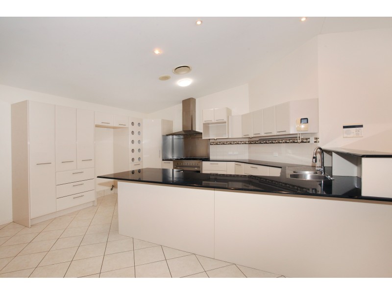 3 Pearl Parade, Nambour QLD 4560
