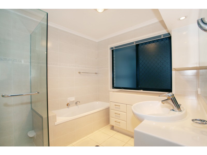 3 Pearl Parade, Nambour QLD 4560