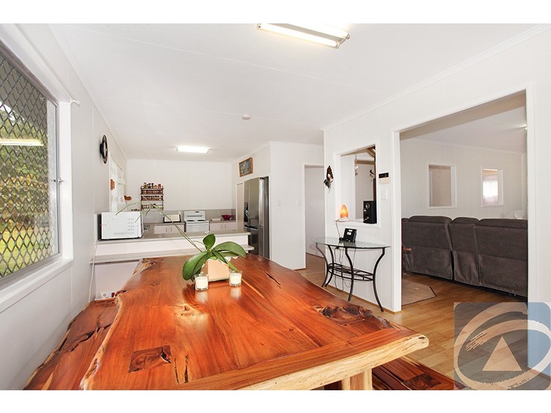 32 Kerrs Lane, Coes Creek QLD 4560
