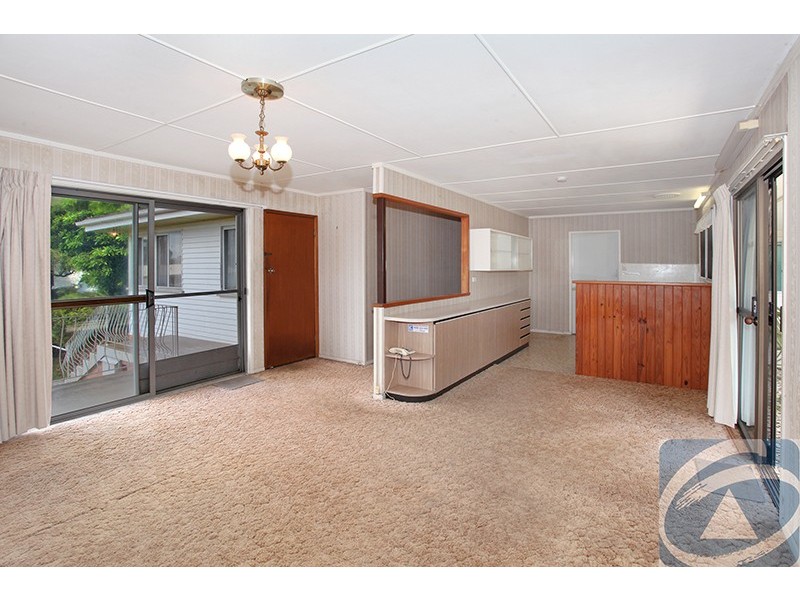 32 Glenys Street, Burnside QLD 4560