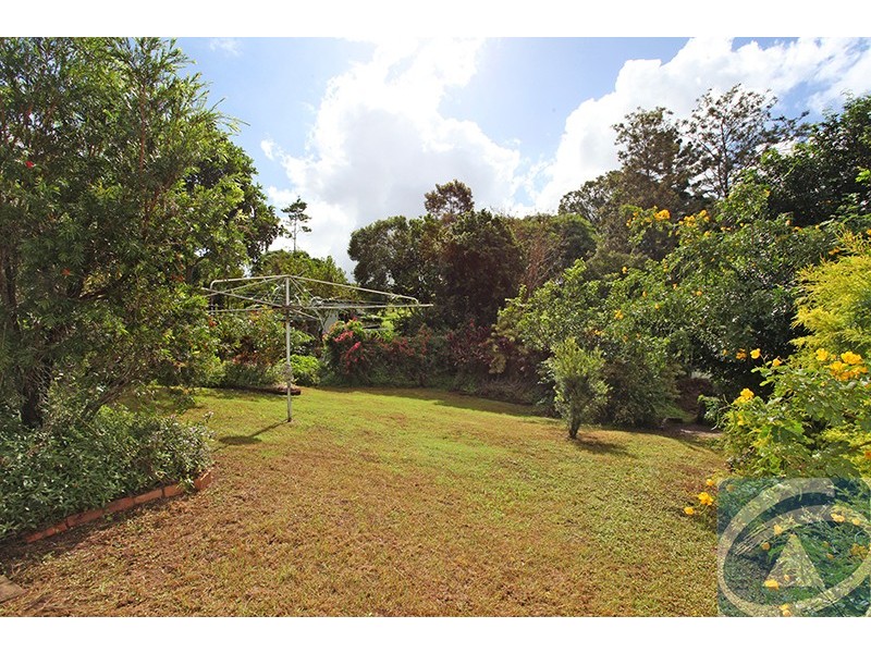 32 Glenys Street, Burnside QLD 4560