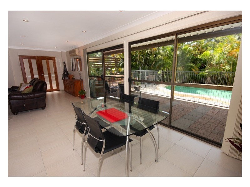 20 Sapphire Drive, Nambour QLD 4560