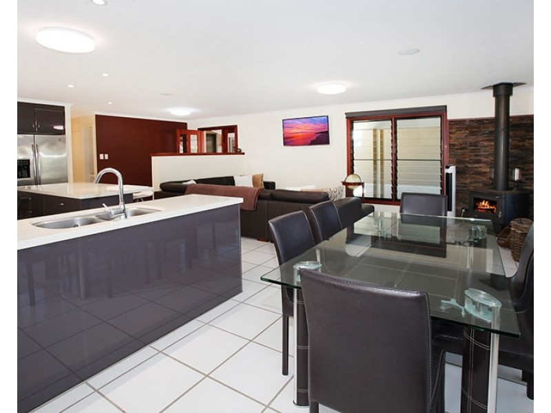 442 Oceanic Drive, Wurtulla QLD 4575