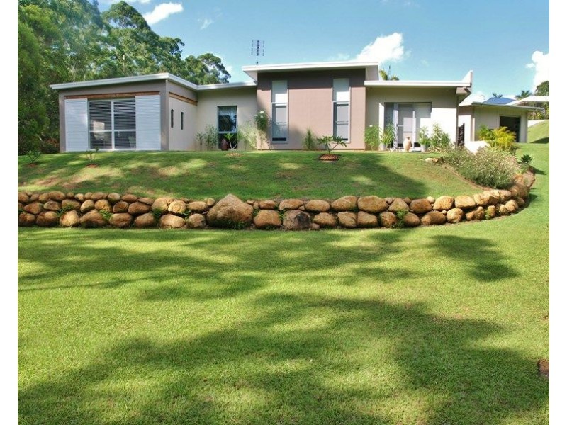 12 Whistler Way, Pomona QLD 4568
