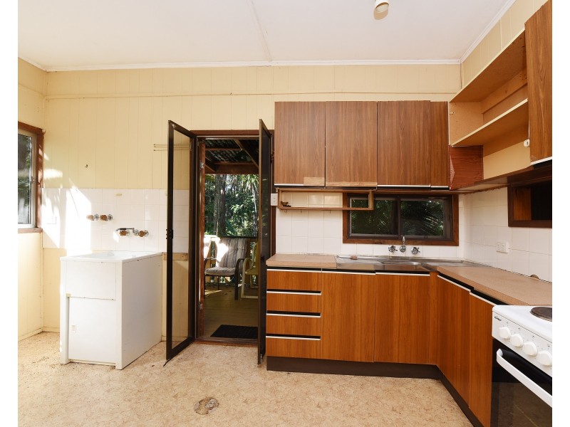 42a Waterfall Road, Nambour QLD 4560