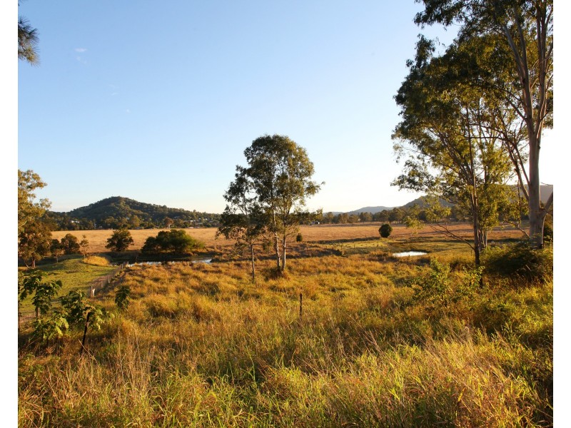 17 Hillcrest Court, Imbil QLD 4570