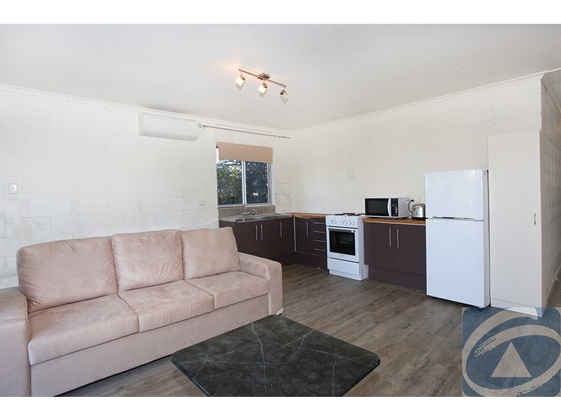 4/6 Washington Street, Nambour QLD 4560