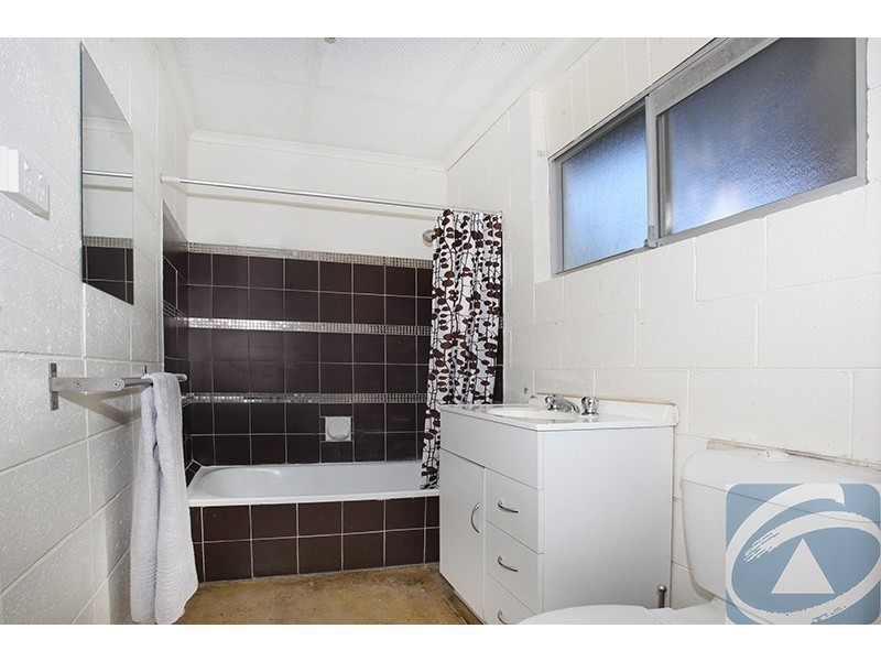 4/6 Washington Street, Nambour QLD 4560
