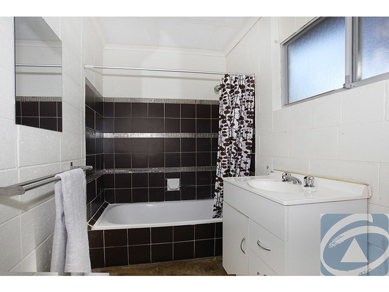 4/6 Washington Street, Nambour QLD 4560